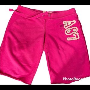 Aeropostale Shorts with drawstring Size: Small